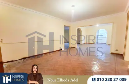 شقة - 3 غرف نوم - 2 حمامات للايجار في سابا باشا - حي شرق - الاسكندرية