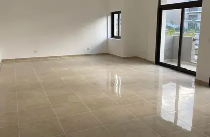 شقة - 3 غرف نوم - 3 حمامات للايجار في مون ريزيدنس - فيفث سكوير - التجمع الخامس - مدينة القاهرة الجديدة - القاهرة