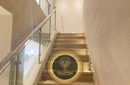 Villa - 5 Bedrooms - 6 Bathrooms for sale in Cluster 18 - Hyde Park - New Cairo City - Cairo