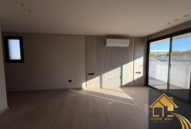 8452609 - Property Image 3