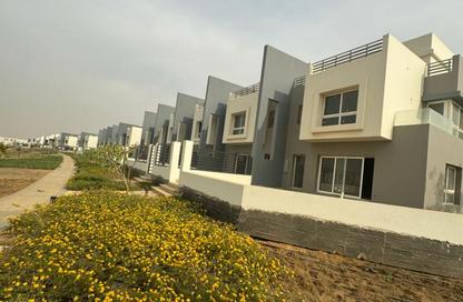 Townhouse - 4 Bedrooms - 4 Bathrooms for sale in Hyde Park - New Cairo City - Cairo Townhouse - 4 Bedrooms - 4 Bathrooms for sale in Hyde Park - New Cairo City - Cairo