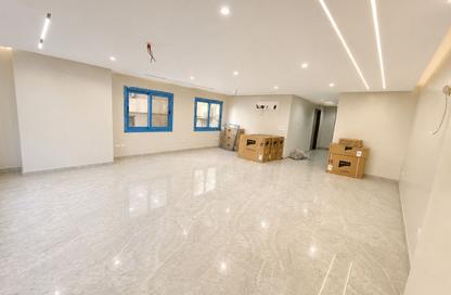 Apartment - 3 Bedrooms - 2 Bathrooms for sale in Shooting Club Street - Dokki - Giza