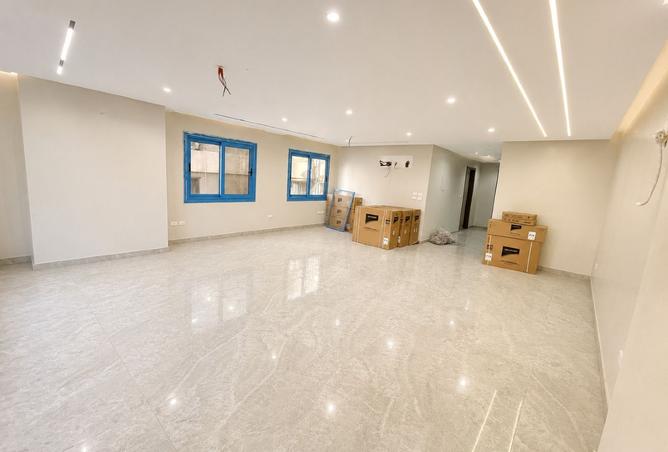 98008985 - Property Main Image
