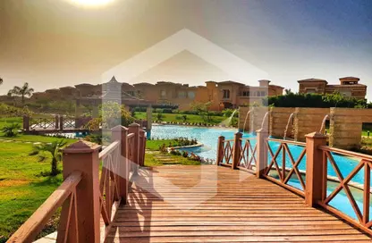 Twin House - 4 Bedrooms - 6 Bathrooms for sale in Royal Meadows - Sheikh Zayed Compounds - Sheikh Zayed City - Giza