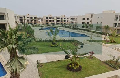 Chalet - 2 Bedrooms - 2 Bathrooms for sale in Azha - Al Ain Al Sokhna - Suez