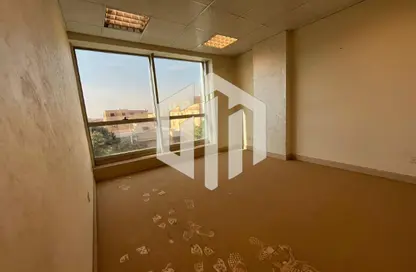 مساحات مكتبية - غرفة نوم - 1 حمام للايجار في كمبوندات القطامية - القطامية - مدينة القاهرة الجديدة - القاهرة