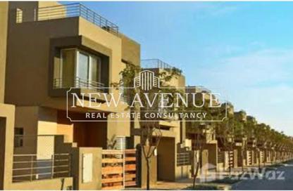 Townhouse - 3 Bedrooms - 4 Bathrooms for sale in Palm Hills New Cairo - 5th Settlement Compounds - The 5th Settlement - New Cairo City - Cairo