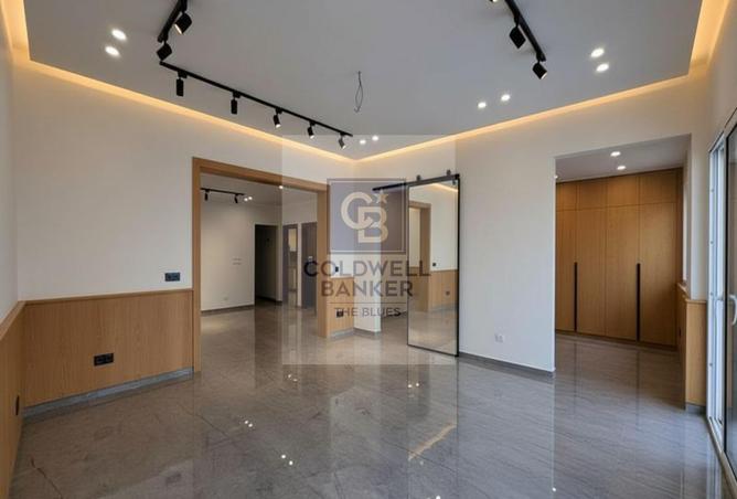 98282738 - Property Image 2