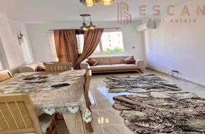 شقة - 3 غرف نوم - 2 حمامات للايجار في پريڤادو - مدينتي - القاهرة