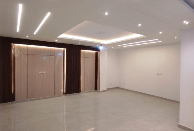 8686232 - صورة العقار 2