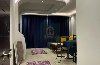 Apartment - 2 Bedrooms - 1 Bathroom for rent in Youssef Al Sebaey St. - Rehab City First Phase - Al Rehab - New Cairo City - Cairo