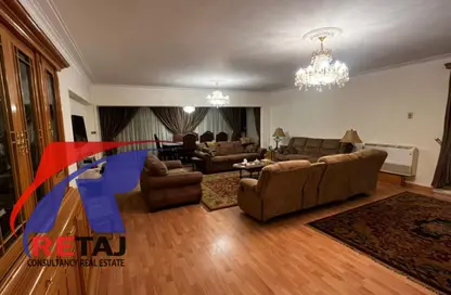 شقة - 3 غرف نوم - 2 حمامات للبيع في شارع هشام لبيب - المنطقة الثامنة - مدينة نصر - القاهرة