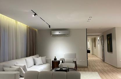Apartment - 3 Bedrooms - 3 Bathrooms for sale in Mosadak St. - Dokki - Giza