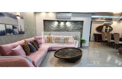 Apartment - 3 Bedrooms - 3 Bathrooms for sale in Centerville - Hyde Park - New Cairo City - Cairo