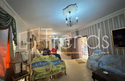 Apartment - 3 Bedrooms - 2 Bathrooms for sale in Area G - Ganoob El Acadimia - New Cairo City - Cairo