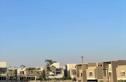 Townhouse - 5 Bedrooms - 4 Bathrooms for sale in Etapa - Sheikh Zayed Compounds - Sheikh Zayed City - Giza Townhouse - 5 Bedrooms - 4 Bathrooms for sale in Etapa - Sheikh Zayed Compounds - Sheikh Zayed City - Giza