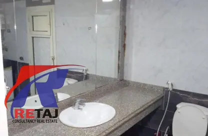 Apartment - 3 Bedrooms - 1 Bathroom for rent in Al Nasr Road - Rabaa Al Adaweyah - Nasr City - Cairo Apartment - 3 Bedrooms - 1 Bathroom for rent in Al Nasr Road - Rabaa Al Adaweyah - Nasr City - Cairo