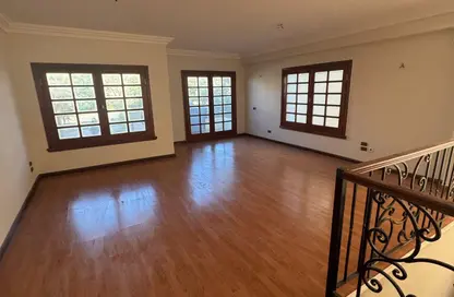 شقة - 5 غرف نوم - 3 حمامات للايجار في محور العروبة - المنطقة أ - حى جنوب الاكايمية - مدينة القاهرة الجديدة - القاهرة