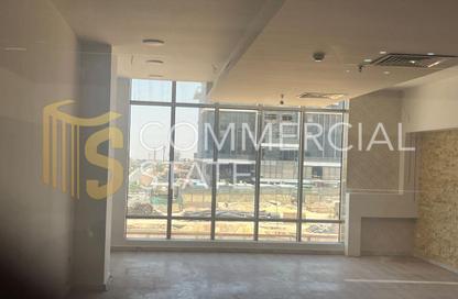 محل - استوديو - 1 حمام للايجار في حى اسكان الجامعه الامريكية - كمبوندات التجمع الخامس - التجمع الخامس - مدينة القاهرة الجديدة - القاهرة