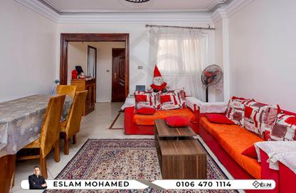 Apartment - 2 Bedrooms - 2 Bathrooms for sale in Aziz Kaheel St. - Tharwat - Hay Sharq - Alexandria