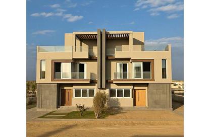 Townhouse - 3 Bedrooms - 3 Bathrooms for sale in Sodic West - Sheikh Zayed Compounds - Sheikh Zayed City - Giza