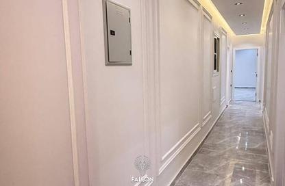 شقة - 2 غرف نوم - 1 حمام للبيع في الجار - كمبوندات الشروق - مدينة الشروق - القاهرة
