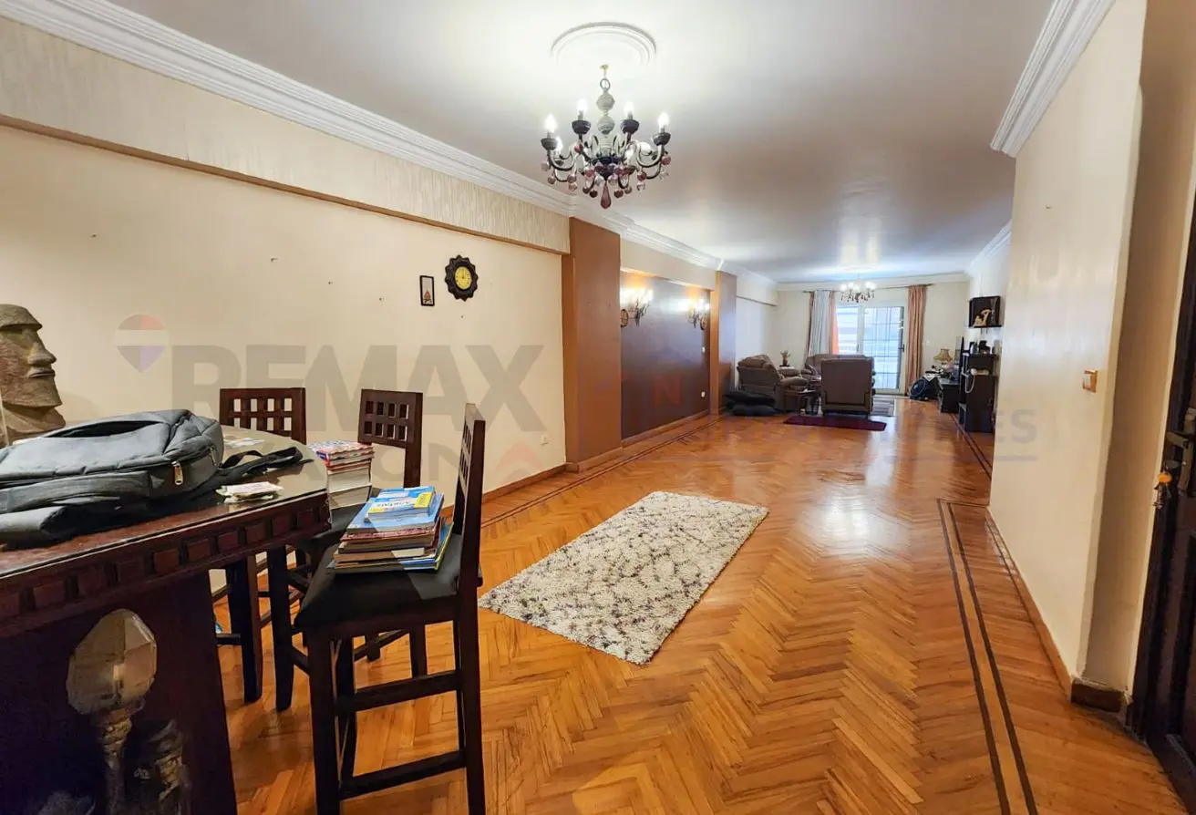 94101955 - Property Main Image