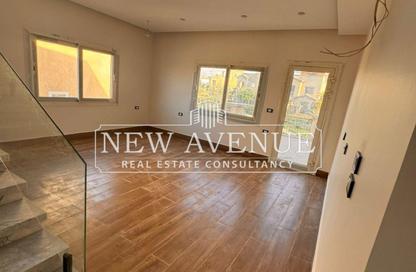 Villa - 6 Bedrooms - 5 Bathrooms for sale in Mivida - 5th Settlement Compounds - The 5th Settlement - New Cairo City - Cairo
