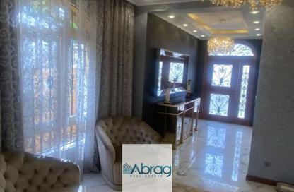 Villa - 4 Bedrooms - 5 Bathrooms for rent in West Gate - 6 October Compounds - 6 October City - Giza