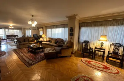 Apartment - 3 Bedrooms - 3 Bathrooms for sale in Al Hegaz St. - Mohandessin - Giza