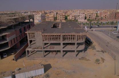 عيادة - 2 غرف نوم - 2 حمامات للبيع في مول وان أو وان - الشيخ زايد - الجيزة