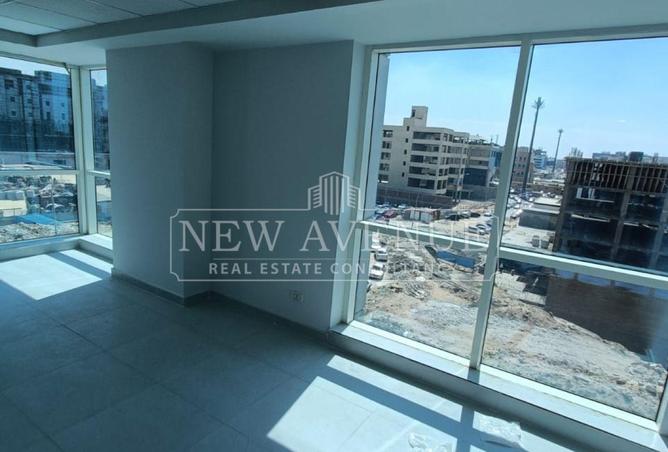 83666684 - Property Image 2