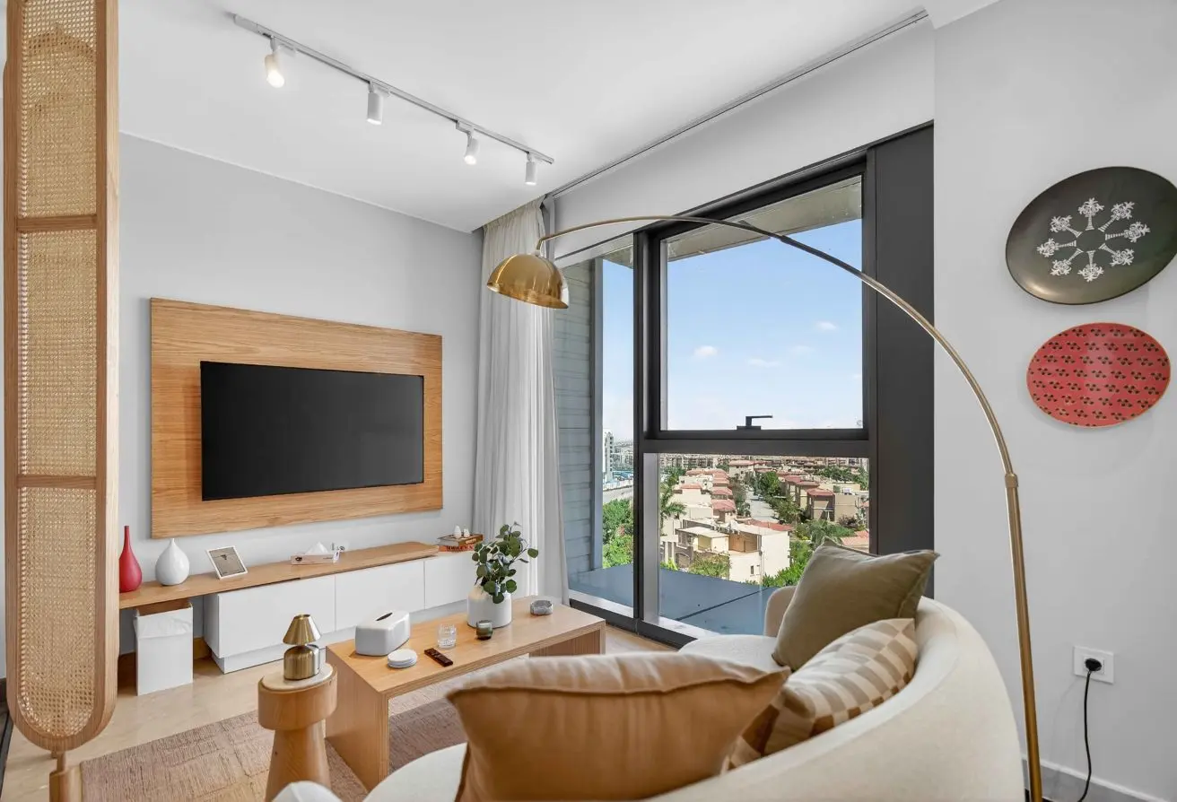 112984540 - Property Main Image