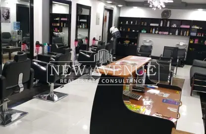 Retail - Studio - 1 Bathroom for sale in Al Mostashar Hussam Al Shafi St. - Zahraa El Maadi - Hay El Maadi - Cairo