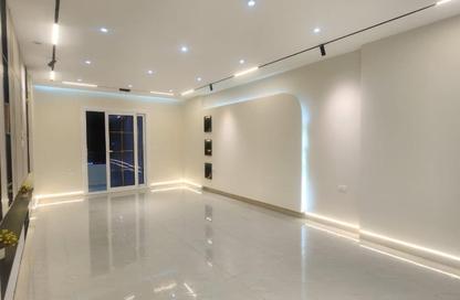 Apartment - 3 Bedrooms - 3 Bathrooms for rent in Gate 4 - Mena - Hadayek El Ahram - Giza