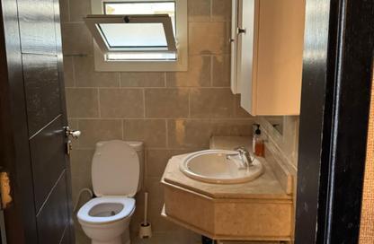 Apartment - 2 Bedrooms - 1 Bathroom for sale in Al Mostakbal - 12th District - Sheikh Zayed City - Giza