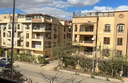 Apartment - 2 Bedrooms - 2 Bathrooms for sale in Al Hekma St. - Sheikh Zayed City - Giza