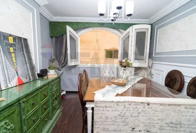 104599121 - Property Image 2