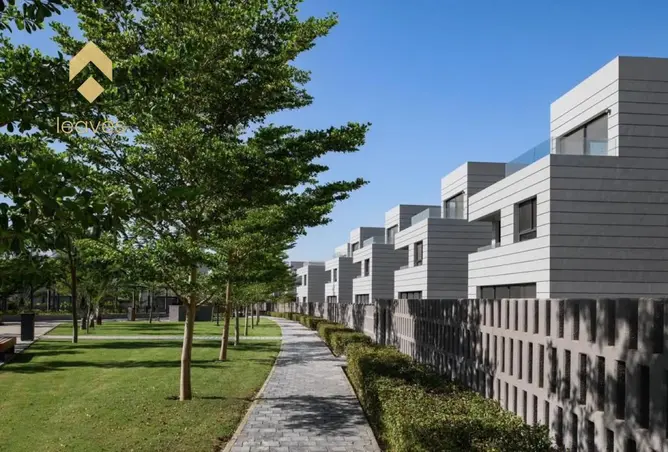 121659389 - Property Image 2
