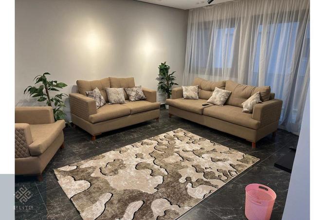 8708957 - Property Image 3