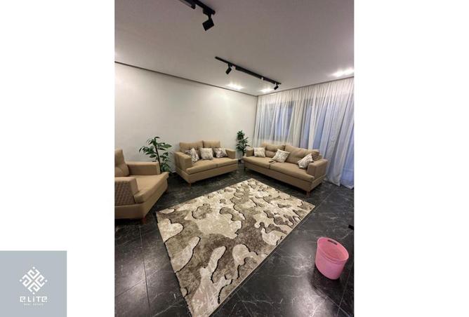 8708957 - Property Image 2