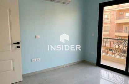 Apartment - 2 Bedrooms - 3 Bathrooms for sale in Garden Residence - Hyde Park - New Cairo City - Cairo
