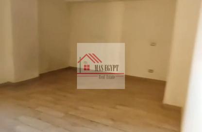 شقة - 3 غرف نوم - 2 حمامات للبيع في شارع شهاب - المهندسين - الجيزة