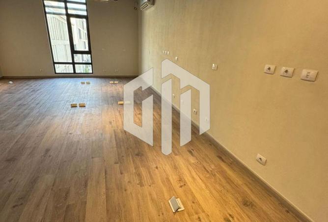 56000293 - Property Image 2