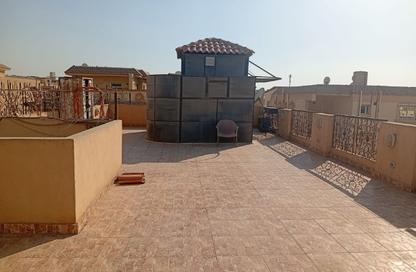 (بنتهاوس  (روف - 4 غرف نوم - 2 حمامات للبيع في حى جنوب الاكايمية - مدينة القاهرة الجديدة - القاهرة