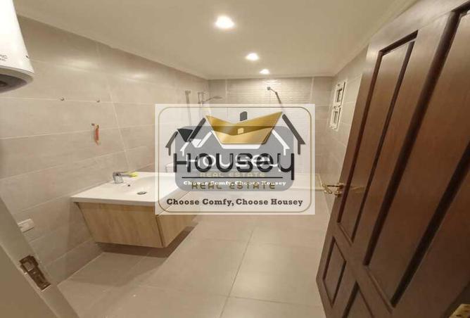 83662407 - Property Image 3