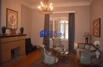 شقة - 3 غرف نوم - 3 حمامات للايجار في شارع محمد مظهر - الزمالك - القاهرة