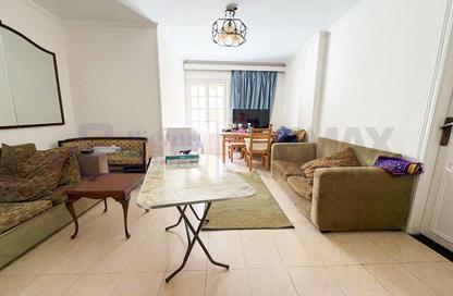 Apartment - 3 Bedrooms - 1 Bathroom for sale in Smouha - Hay Sharq - Alexandria Apartment - 3 Bedrooms - 1 Bathroom for sale in Smouha - Hay Sharq - Alexandria