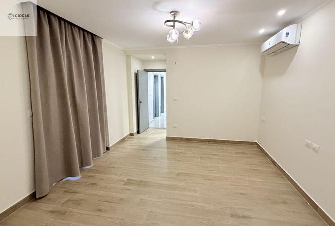 64904112 - Property Image 2