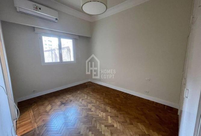 52185380 - Property Image 3